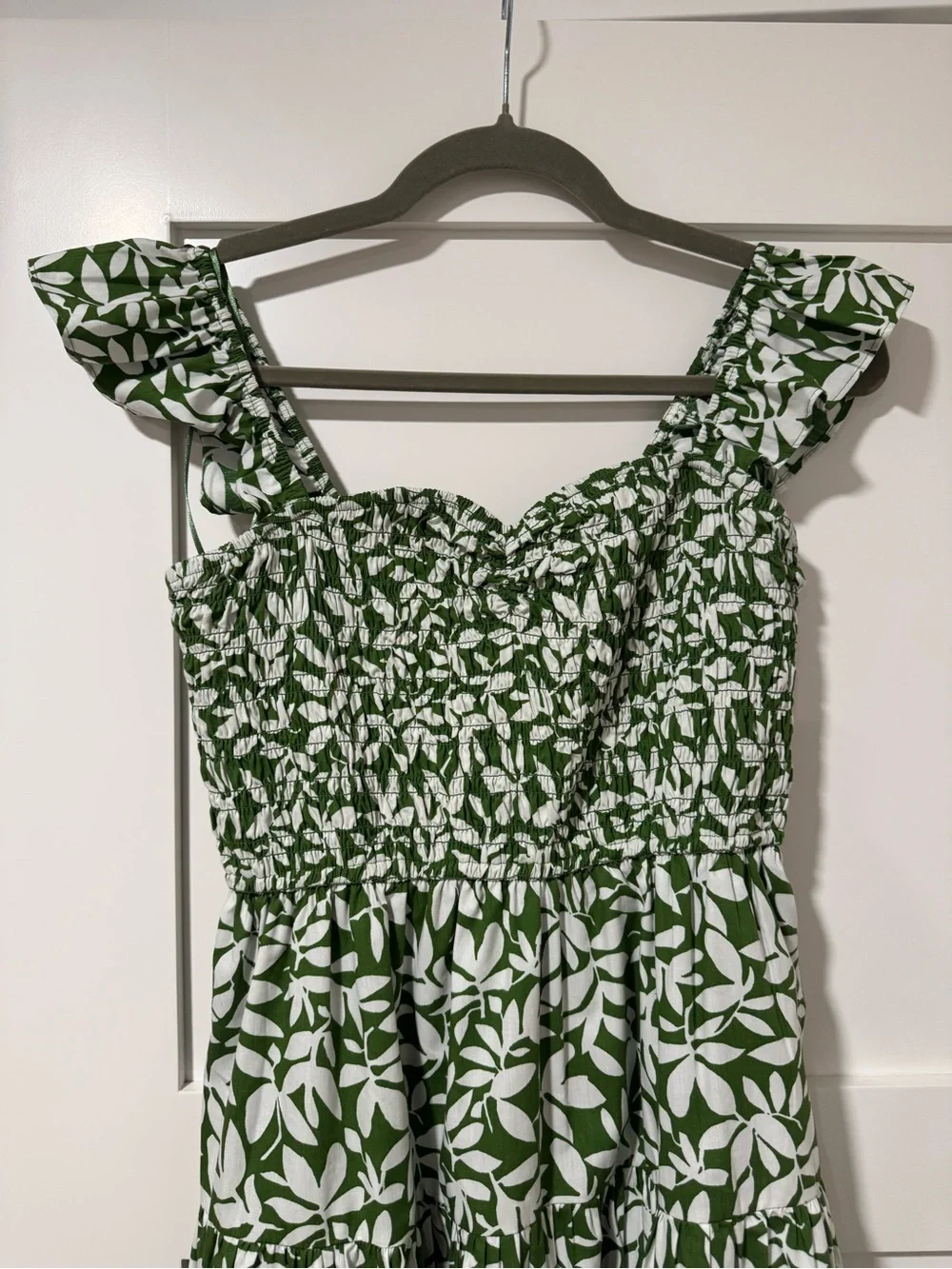 Abercrombie & Fitch smocked bodice